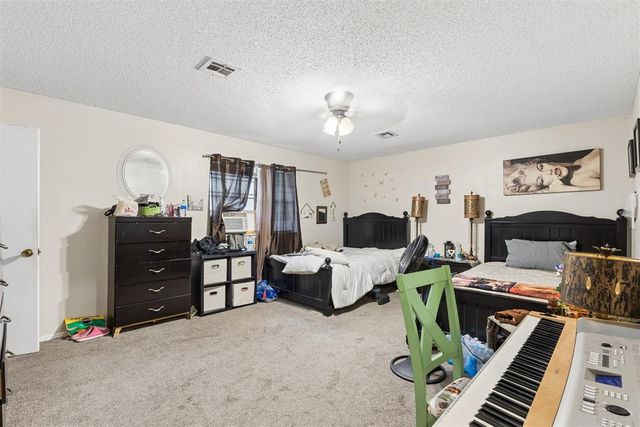 1913 N Ann Arbor Avenue, Oklahoma City, OK 73127