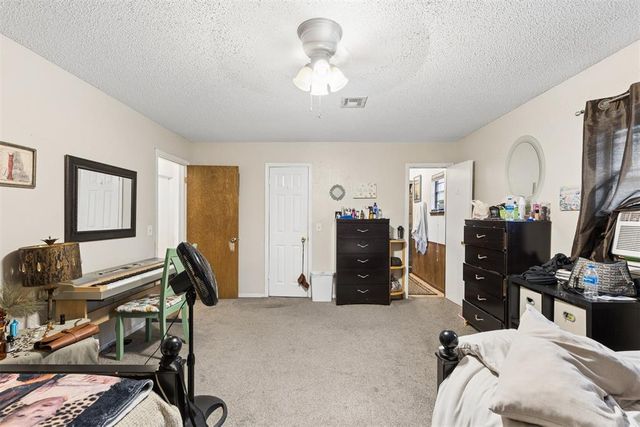 1913 N Ann Arbor Avenue, Oklahoma City, OK 73127