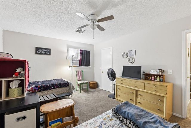 1913 N Ann Arbor Avenue, Oklahoma City, OK 73127