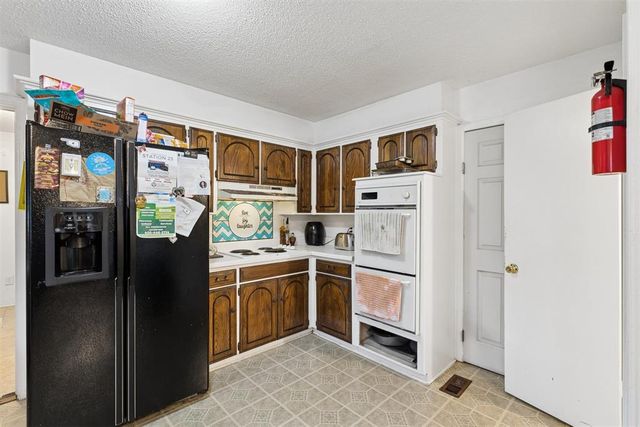 1913 N Ann Arbor Avenue, Oklahoma City, OK 73127