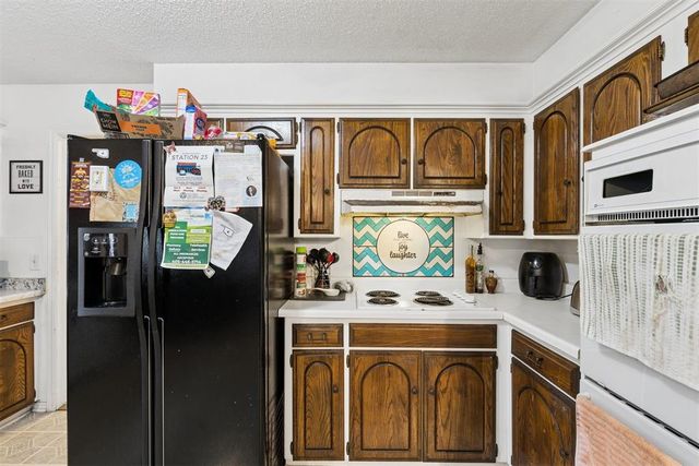 1913 N Ann Arbor Avenue, Oklahoma City, OK 73127