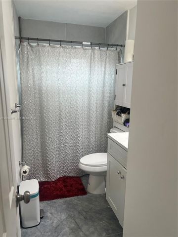 6742 SW 18th Ct, North Lauderdale, FL 33068