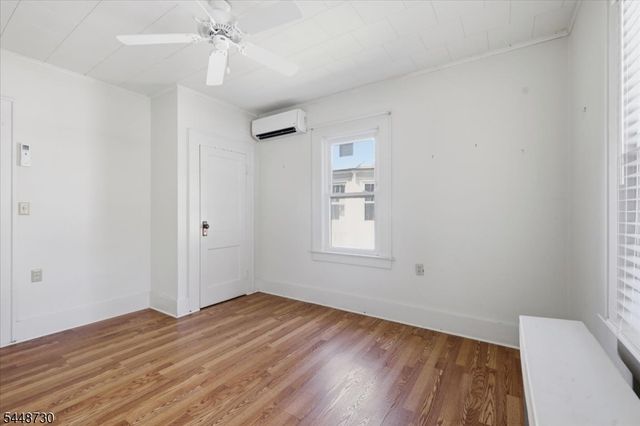 79 W Johnston St, Washington Boro, NJ 07882