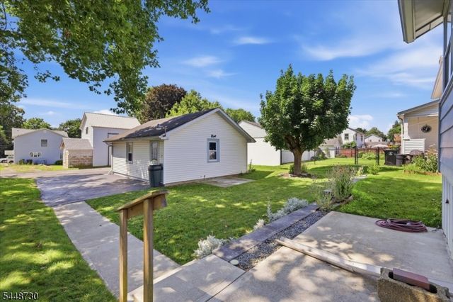 79 W Johnston St, Washington Boro, NJ 07882