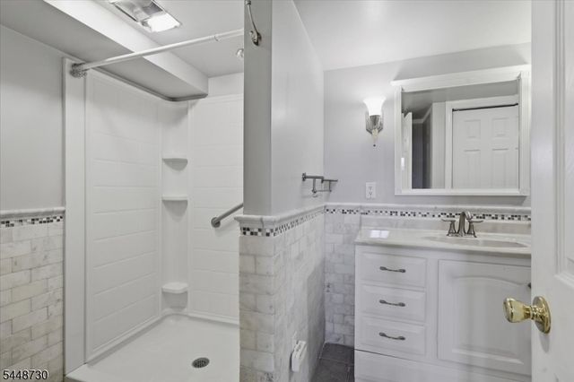 79 W Johnston St, Washington Boro, NJ 07882