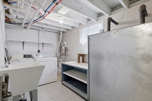 79 W Johnston St, Washington Boro, NJ 07882