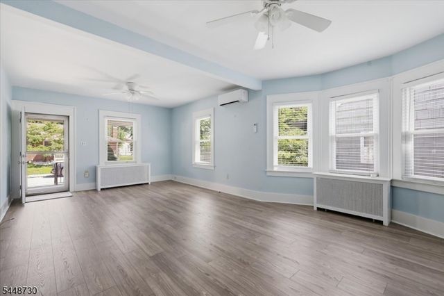 79 W Johnston St, Washington Boro, NJ 07882