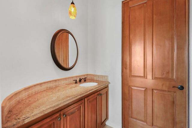 2990 N Biskra Road, Palm Springs, CA 92262