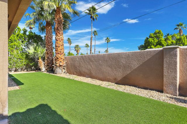 2990 N Biskra Road, Palm Springs, CA 92262