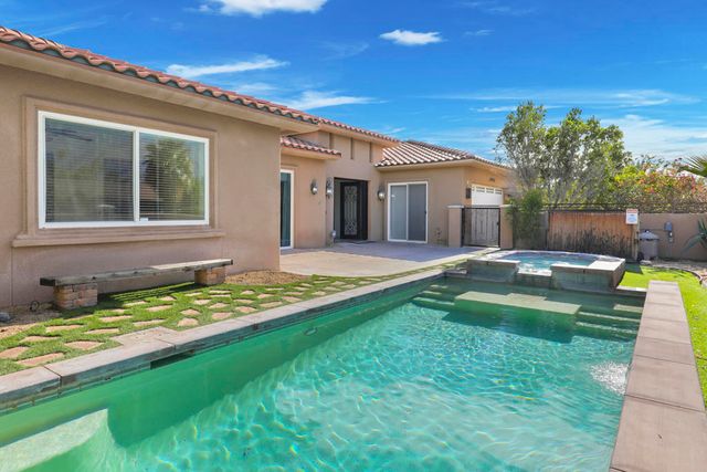 2990 N Biskra Road, Palm Springs, CA 92262