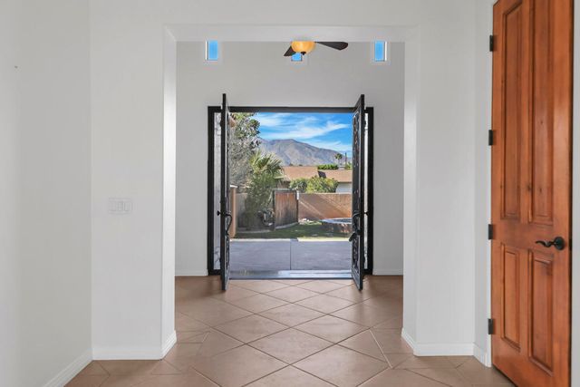 2990 N Biskra Road, Palm Springs, CA 92262