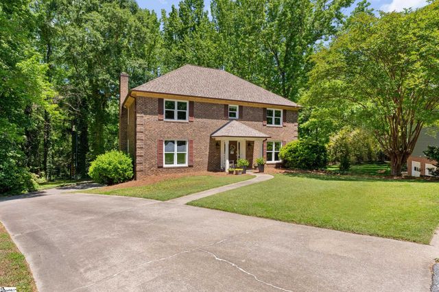 105 Gleneagles Court, Simpsonville, SC 29681