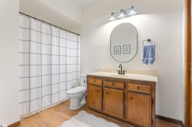 105 Gleneagles Court, Simpsonville, SC 29681