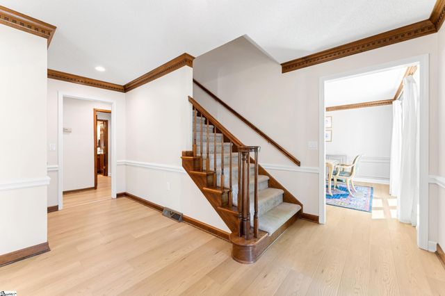 105 Gleneagles Court, Simpsonville, SC 29681