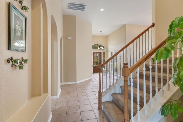 221 Abbey DR, Austin, TX 78737