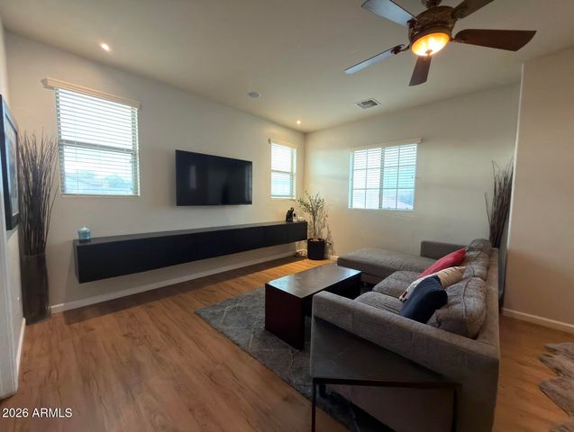 51 W HACKBERRY Drive, Chandler, AZ 85248