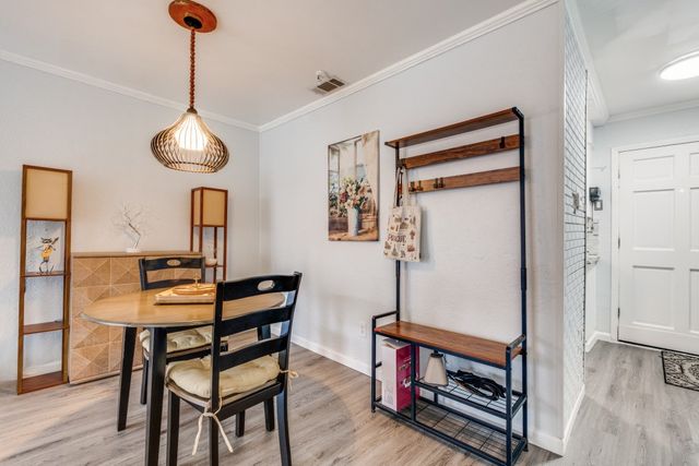 2816 Wycliff Avenue, Dallas, TX 75219