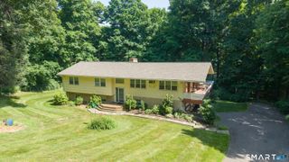 3 Birchcrest Drive, Danbury, CT 06811