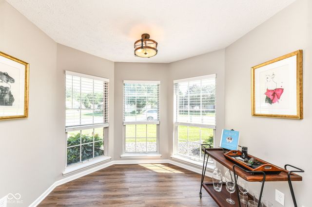 7701 Raleigh Lane, Fishers, IN 46038