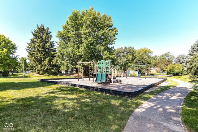 7701 Raleigh Lane, Fishers, IN 46038