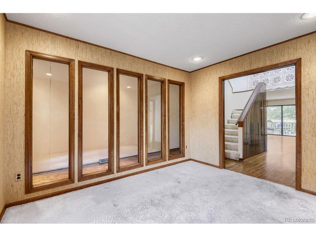 4255 S Olive St 8, Denver, CO 80237