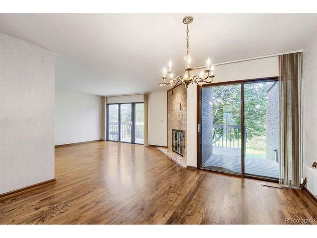 4255 S Olive St 8, Denver, CO 80237