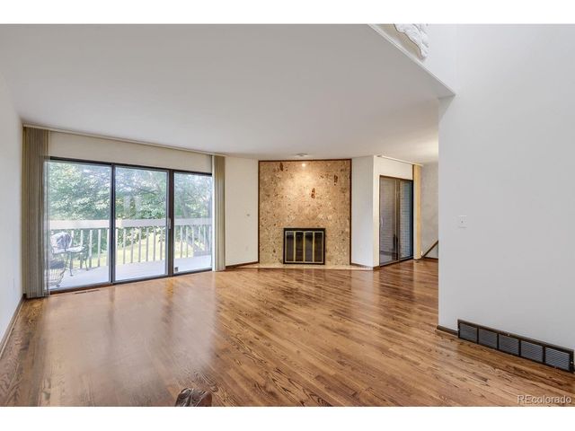 4255 S Olive St 8, Denver, CO 80237