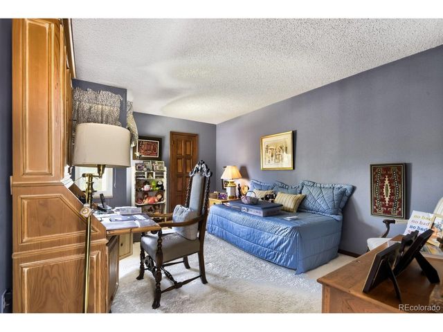 4255 S Olive St 8, Denver, CO 80237