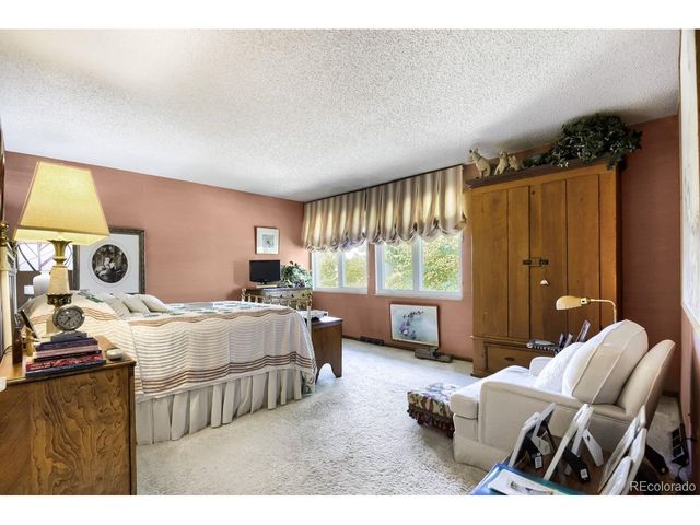 4255 S Olive St 8, Denver, CO 80237