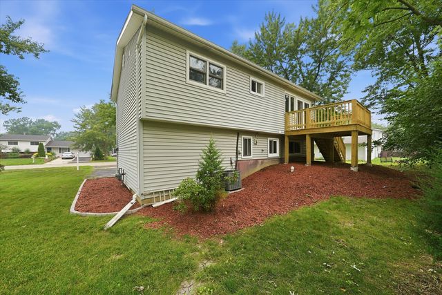 212 Kenilworth Drive, Bolingbrook, IL 60440