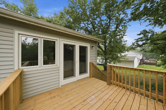 212 Kenilworth Drive, Bolingbrook, IL 60440