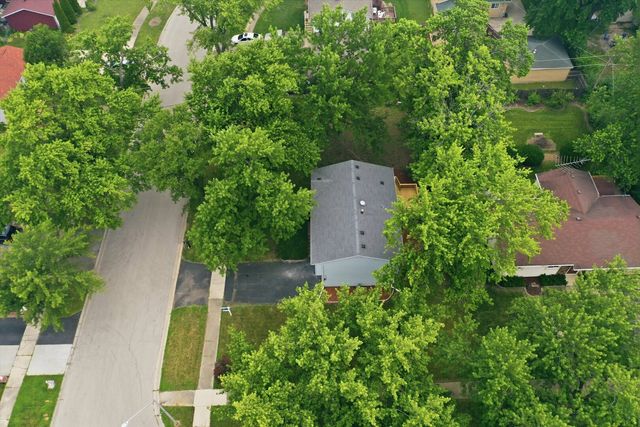 212 Kenilworth Drive, Bolingbrook, IL 60440