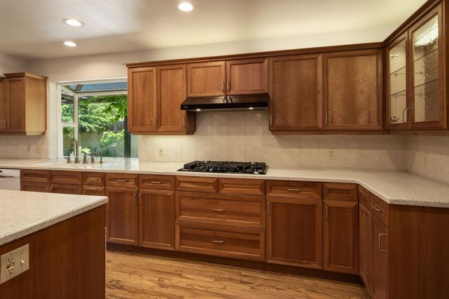 1510 E Austin Way, Fresno, CA 93704