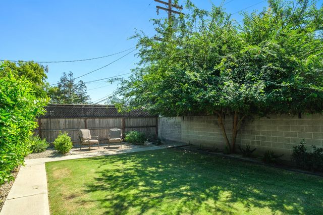 1510 E Austin Way, Fresno, CA 93704