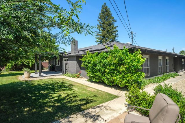 1510 E Austin Way, Fresno, CA 93704