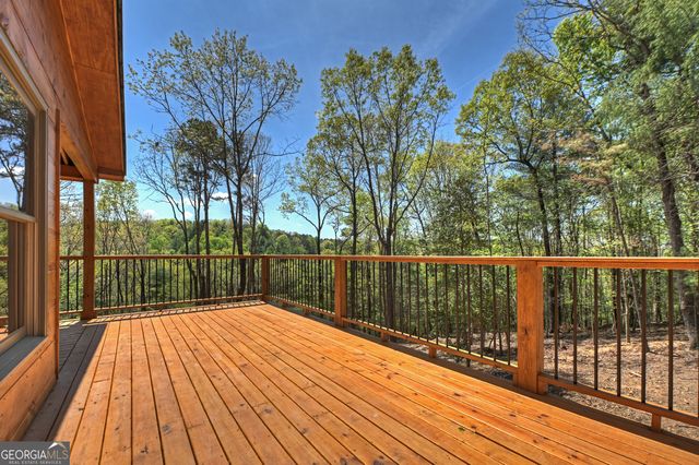 394 Blackberry Circle, Ellijay, GA 30536