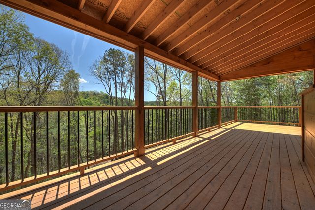 394 Blackberry Circle, Ellijay, GA 30536