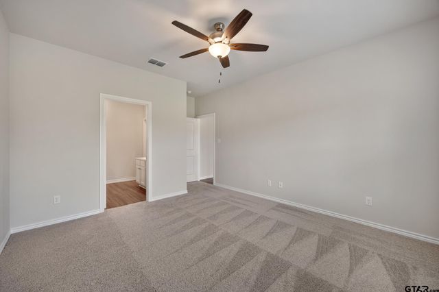 1201 Park Meadows Dr., Whitehouse, TX 75791