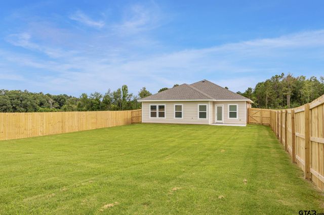 1201 Park Meadows Dr., Whitehouse, TX 75791