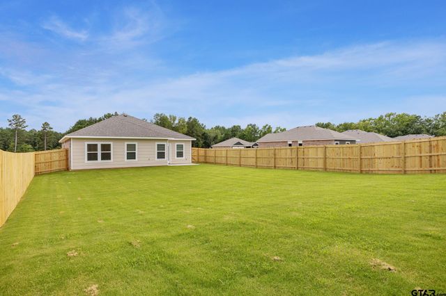 1201 Park Meadows Dr., Whitehouse, TX 75791