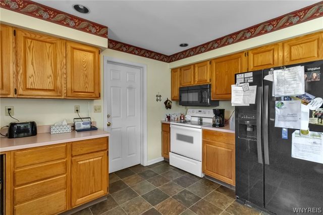 11881 Broadway Street, Alden, NY 14004