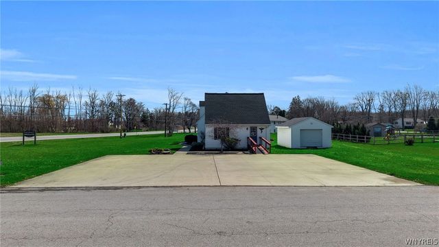11881 Broadway Street, Alden, NY 14004