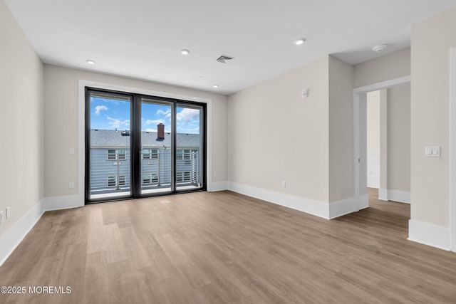 218 3rd Avenue 204, Asbury Park, NJ 07712