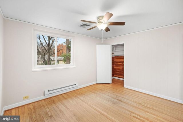 13-G RIDGE RD, Greenbelt, MD 20770