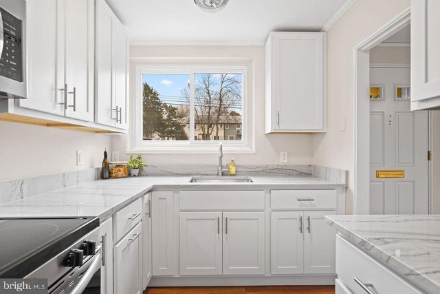 13-G RIDGE RD, Greenbelt, MD 20770