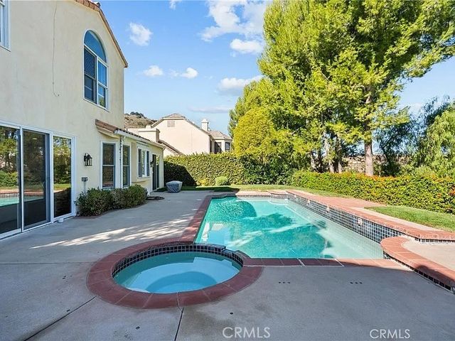 3450 Malaga Court, Calabasas, CA 91302