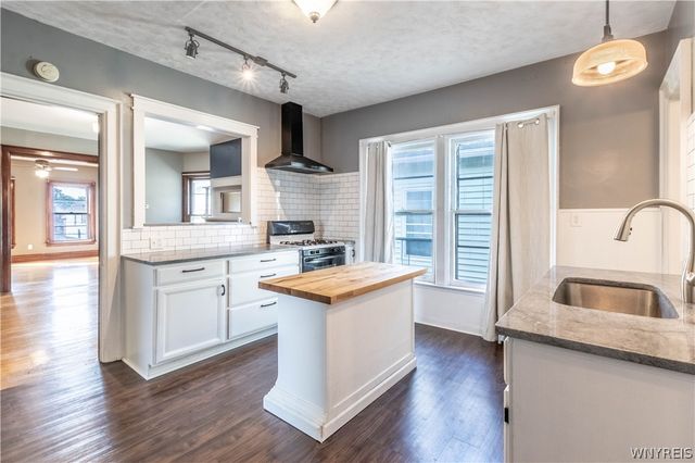 74 Ryan Street, Buffalo, NY 14210