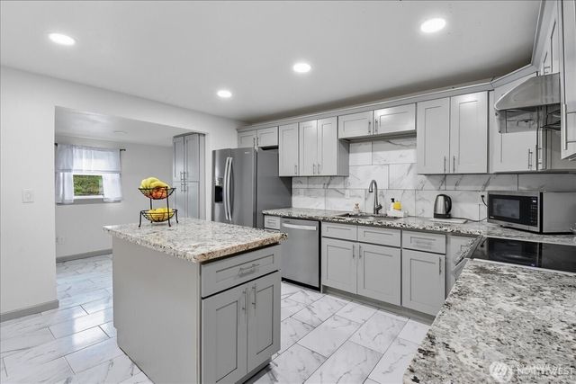 13633 42nd Avenue S, Tukwila, WA 98168
