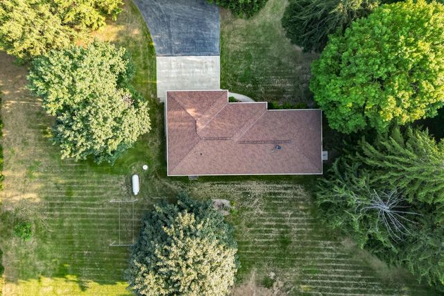 1630 Wallace Lake ROAD, West Bend, WI 53090