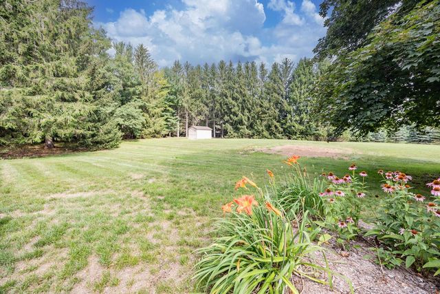 1630 Wallace Lake ROAD, West Bend, WI 53090